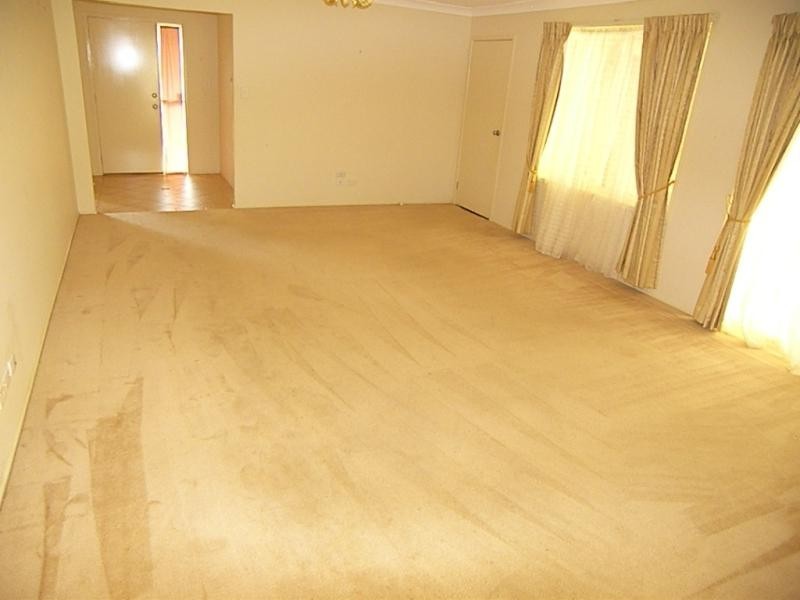 13 Woodside Circuit, Horsley NSW 2530