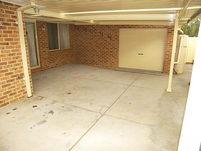 13 Woodside Circuit, Horsley NSW 2530