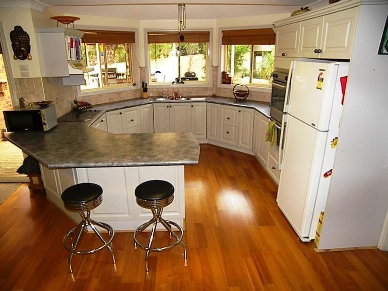 11 Benares Court, Horsley NSW 2530