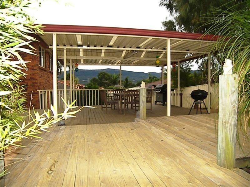 11 Benares Court, Horsley NSW 2530