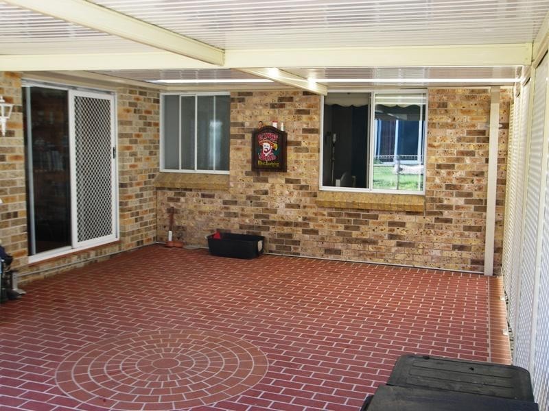 12 Fromholz Crescent, Dapto NSW 2530