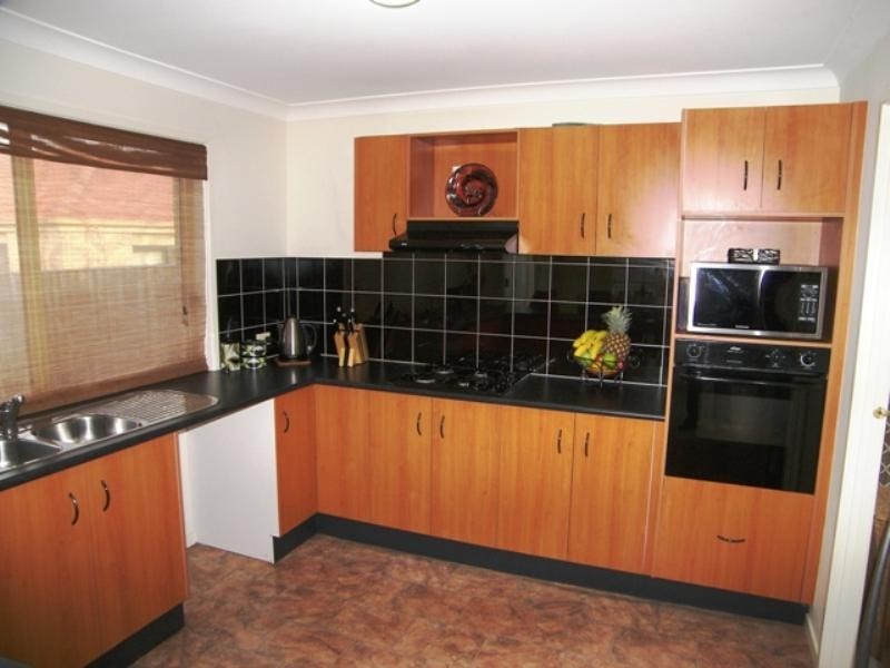 3 Foxwood Place, Horsley NSW 2530