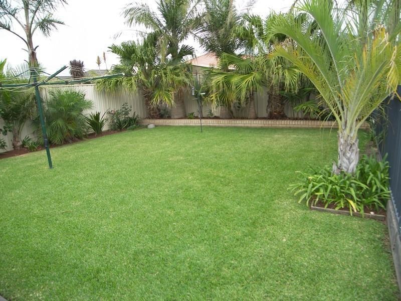 16 Cachia Blvde, Horsley NSW 2530