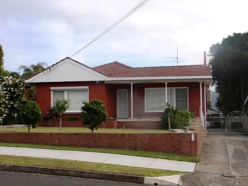 10 Coolabah Road, Dapto NSW 2530