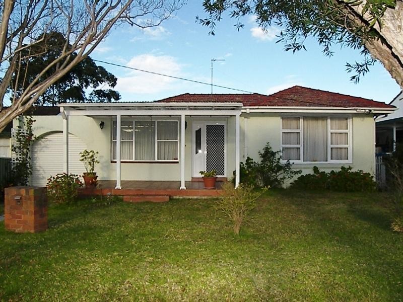 5 Sunlea Street, Dapto NSW 2530