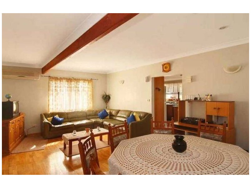 5 Sunlea Street, Dapto NSW 2530