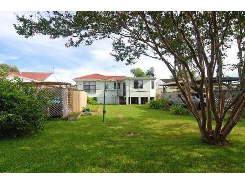 5 Sunlea Street, Dapto NSW 2530