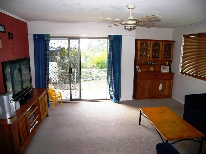 5 Scarf Avenue, Mount Warrigal NSW 2528