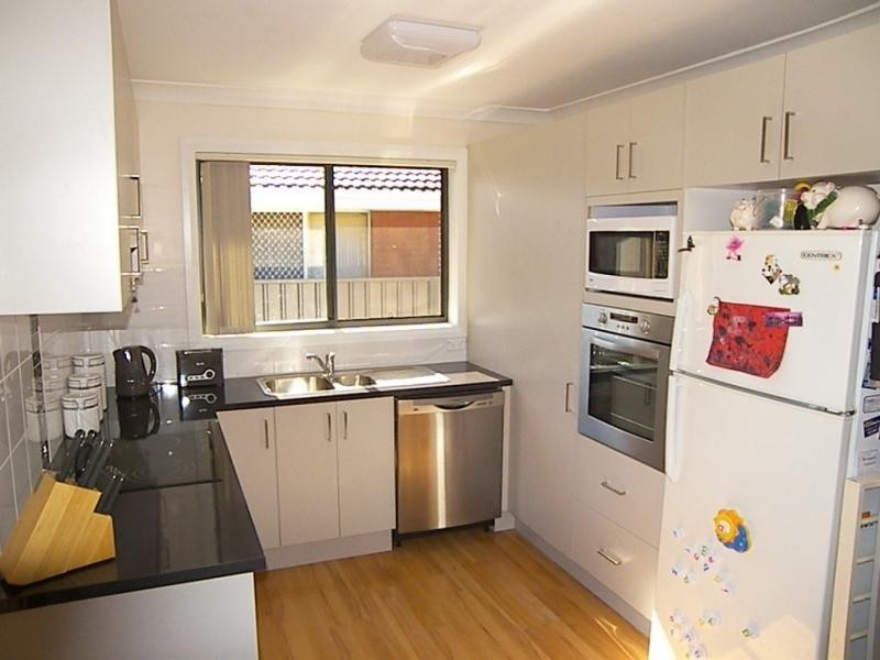 28 Brownsville Avenue, Dapto NSW 2530