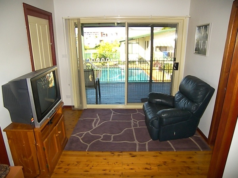 9 David Crescent, Fairy Meadow NSW 2519