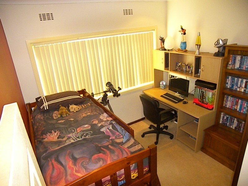 9 David Crescent, Fairy Meadow NSW 2519