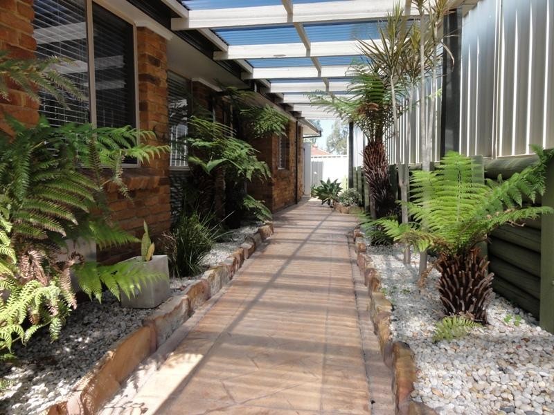 3 Booreea Boulevard, Cordeaux Heights NSW 2526