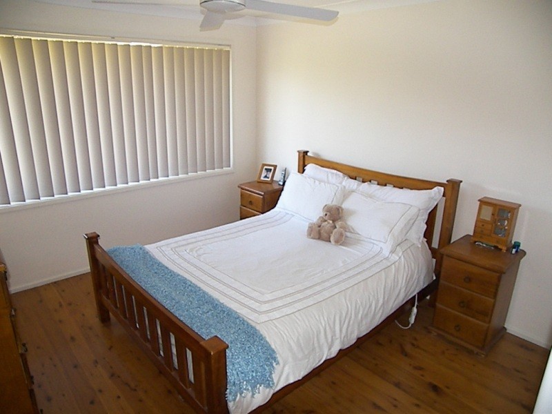 16 Dimond Avenue, Kanahooka NSW 2530