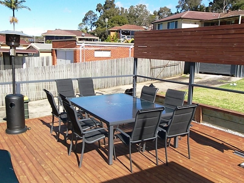 16 Dimond Avenue, Kanahooka NSW 2530