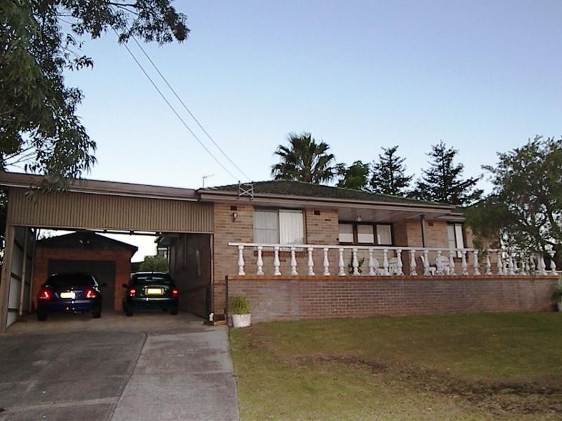 5 Aldinga Avenue, Dapto NSW 2530