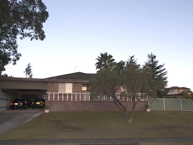 5 Aldinga Avenue, Dapto NSW 2530