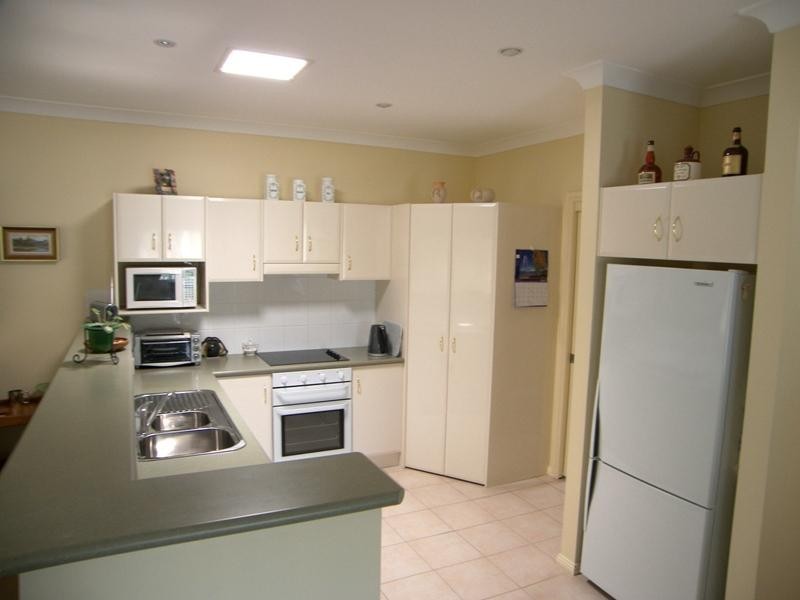 38 Delmont Place, Kanahooka NSW 2530