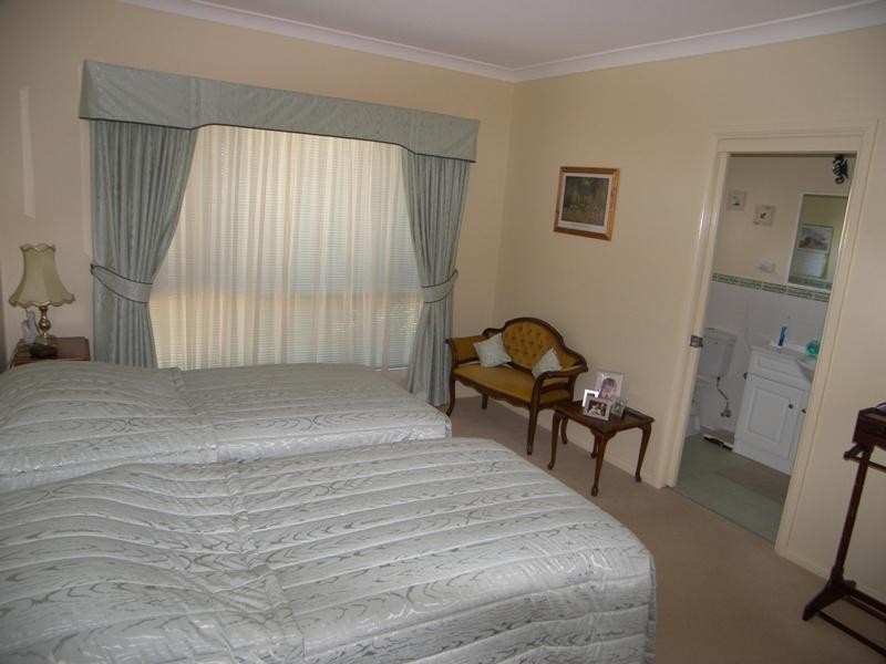 38 Delmont Place, Kanahooka NSW 2530