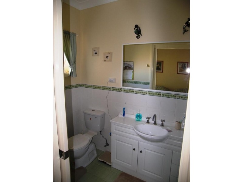 38 Delmont Place, Kanahooka NSW 2530