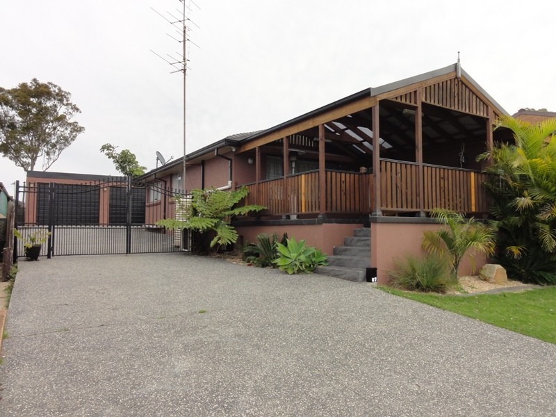 87 Kanahooka Road, Kanahooka NSW 2530