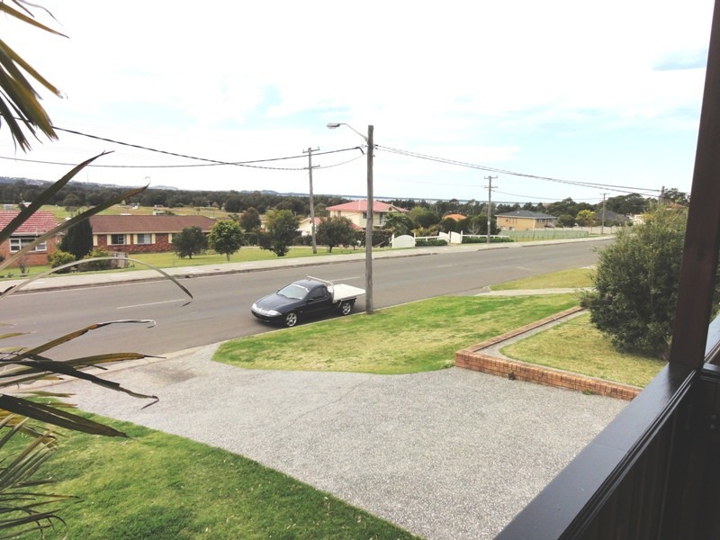 87 Kanahooka Road, Kanahooka NSW 2530