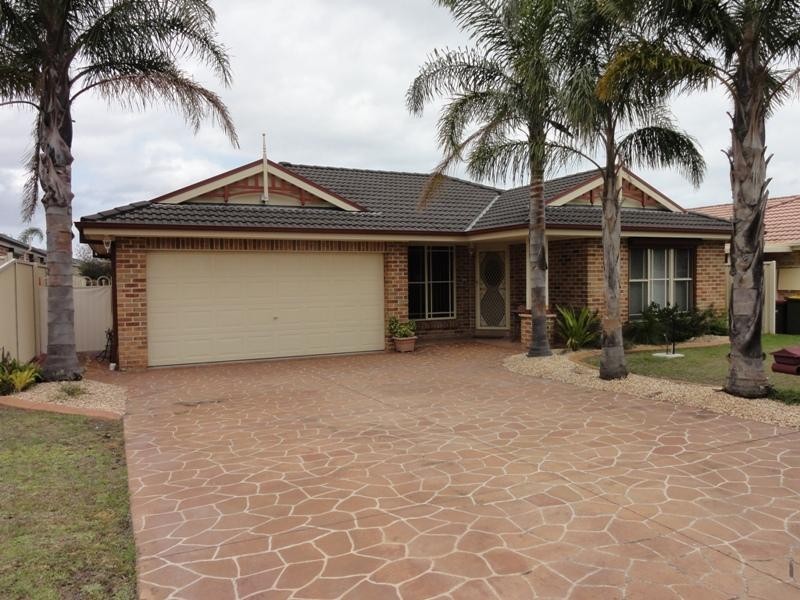 11 Felix Avenue, Horsley NSW 2530