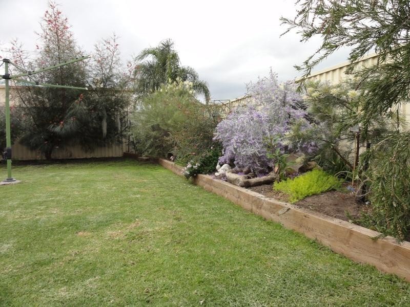 11 Felix Avenue, Horsley NSW 2530