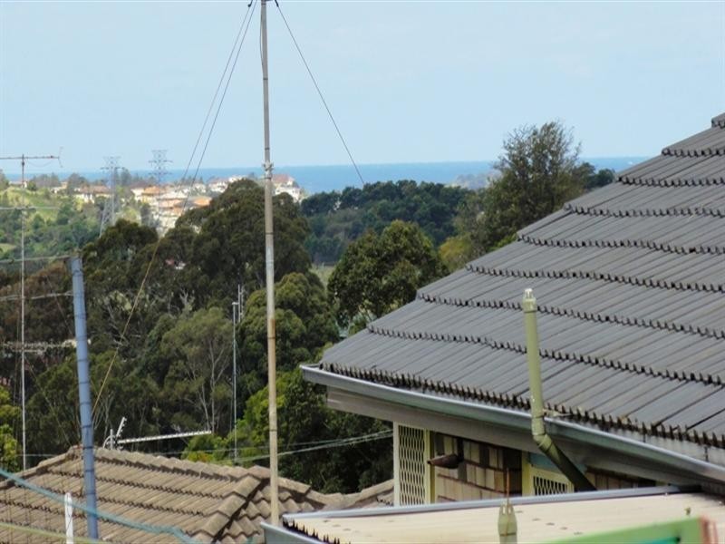 50 Stanley Avenue, Farmborough Heights NSW 2526