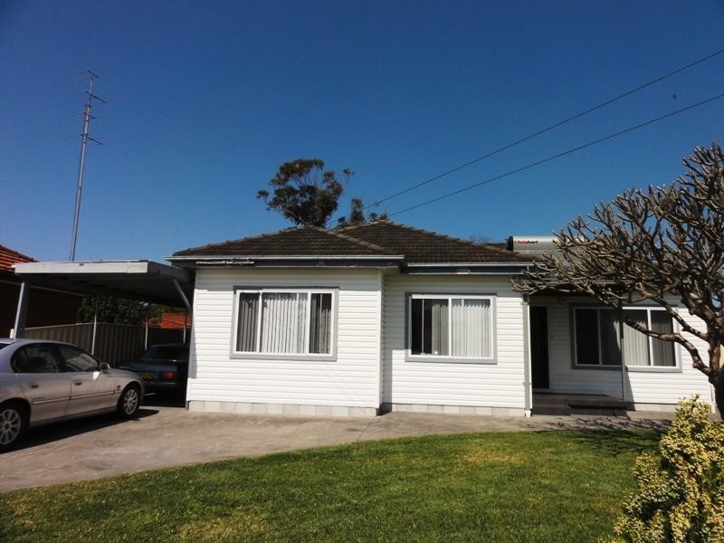 3 Craig Crescent, Dapto NSW 2530