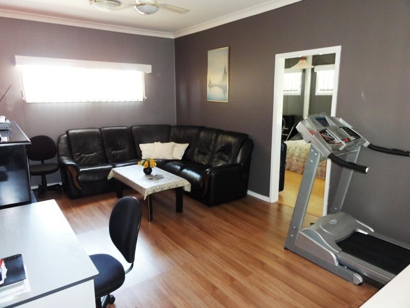 3 Craig Crescent, Dapto NSW 2530