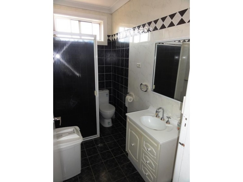 3 Craig Crescent, Dapto NSW 2530