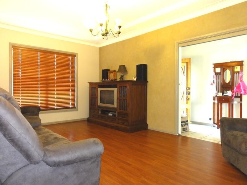 4 The Avenue, Bellambi NSW 2518