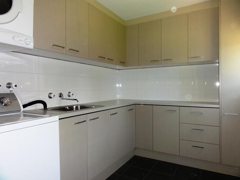 4 The Avenue, Bellambi NSW 2518