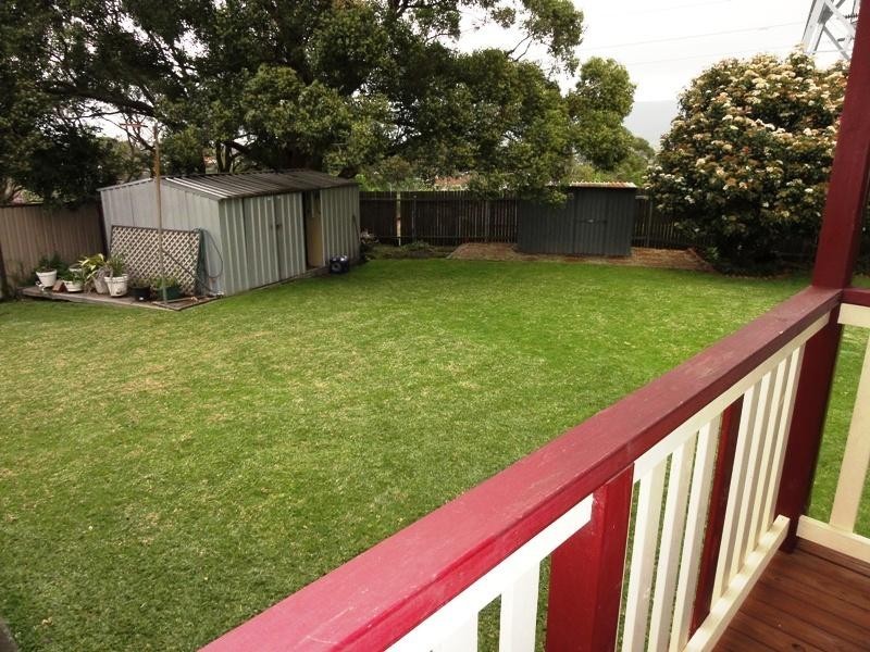 84 Tait Avenue, Kanahooka NSW 2530