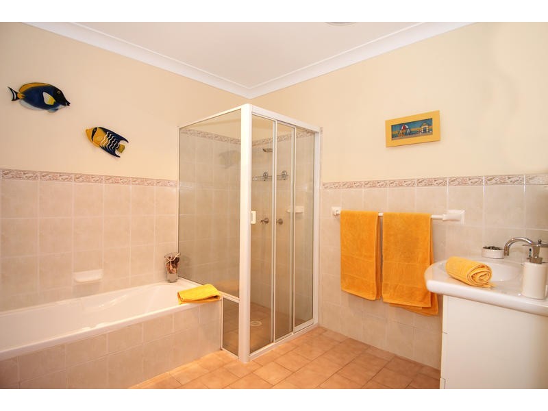 1/38-40 Duke Street, Woonona NSW 2517