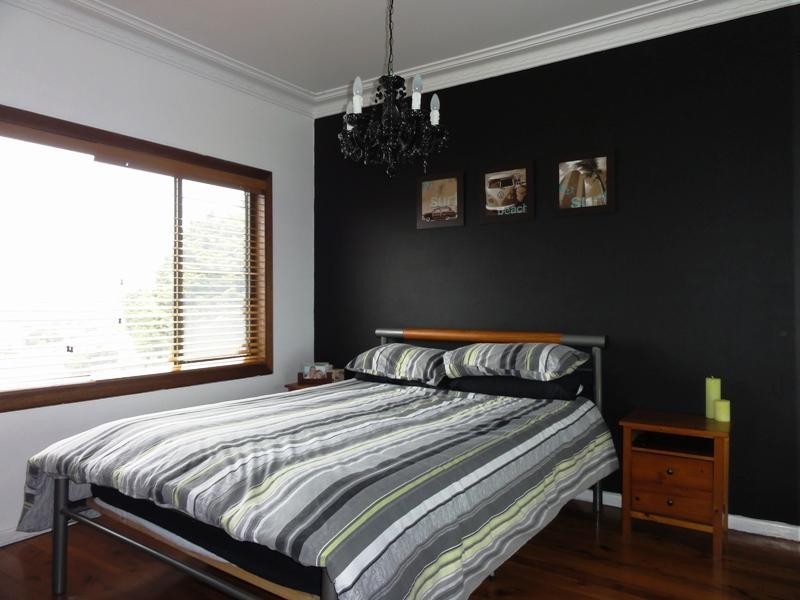 86 Barina Avenue, Lake Heights NSW 2502