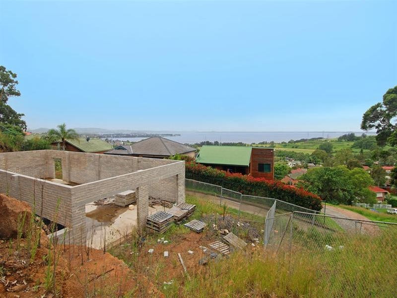 10 Woombye Close, Koonawarra NSW 2530