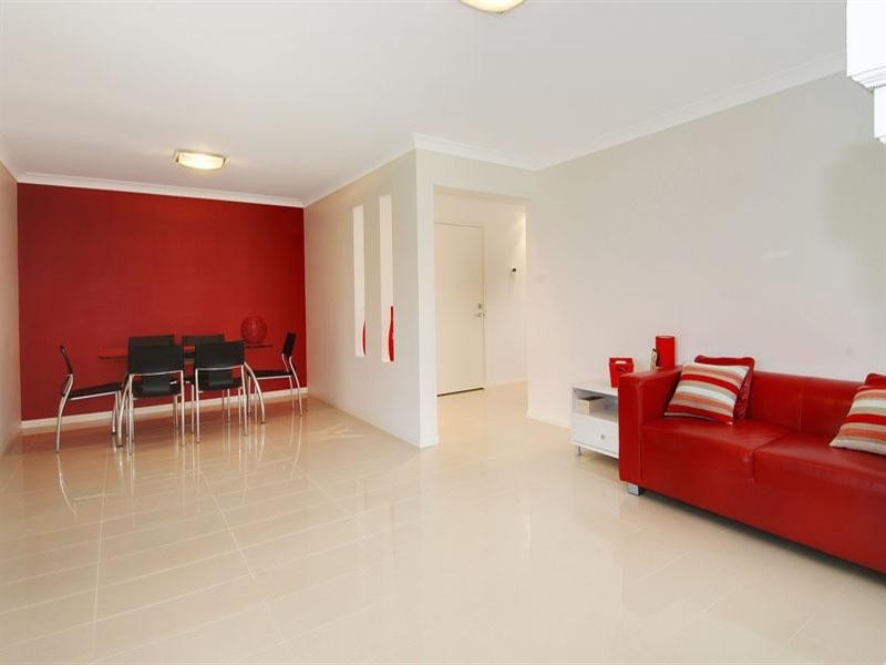 3 Athanlin Avenue, Haywards Bay NSW 2530