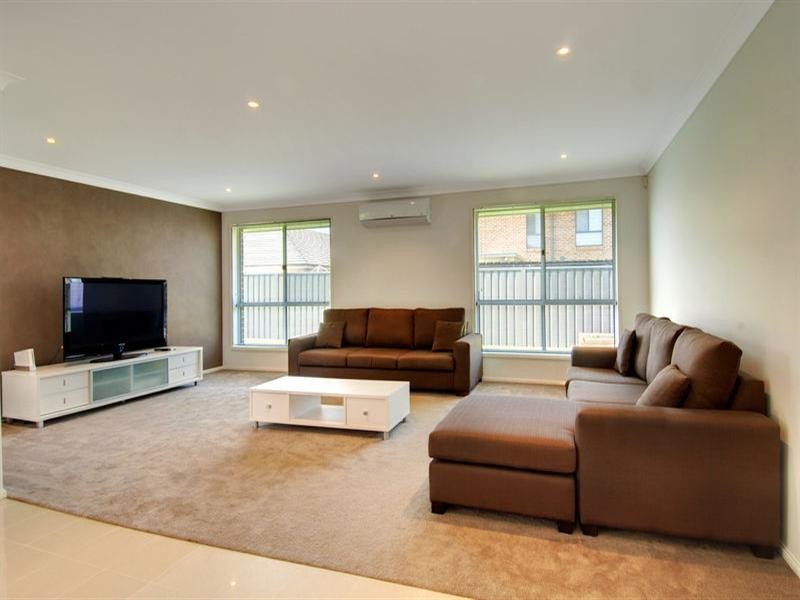 3 Athanlin Avenue, Haywards Bay NSW 2530