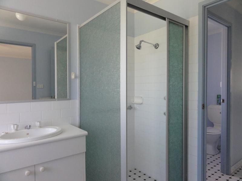 4D Nannawilli Street, Berkeley NSW 2506