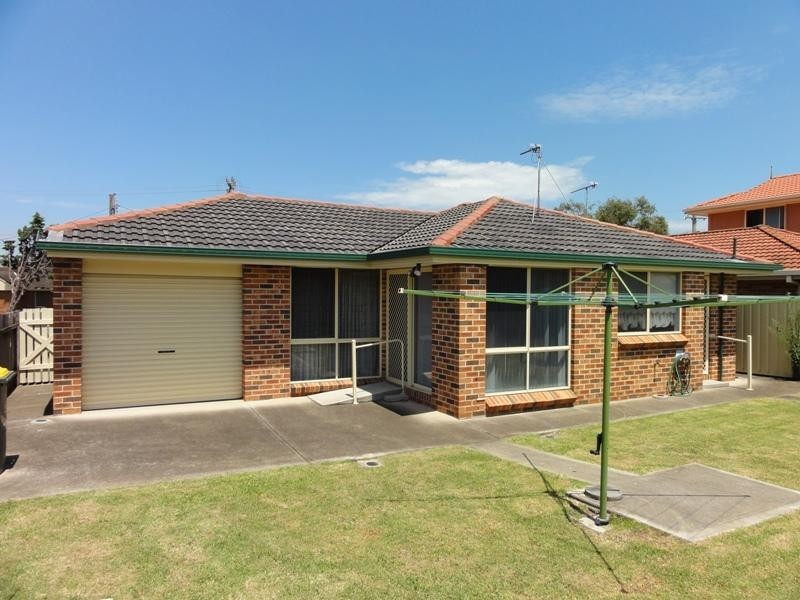 4D Nannawilli Street, Berkeley NSW 2506