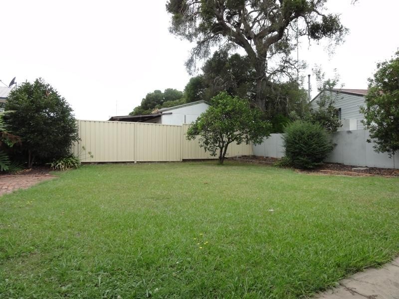 23 Barellan Avenue, Dapto NSW 2530