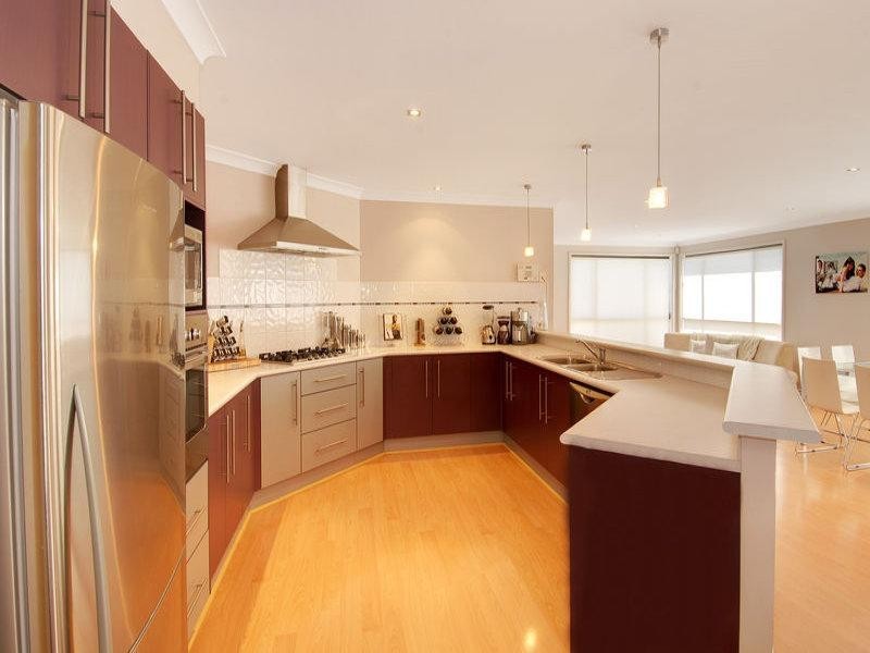 38 Ashburton Drive, Albion Park NSW 2527