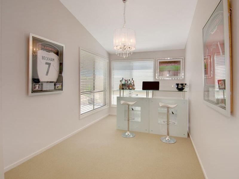 38 Ashburton Drive, Albion Park NSW 2527