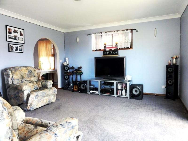 12 Byamee Street, Dapto NSW 2530