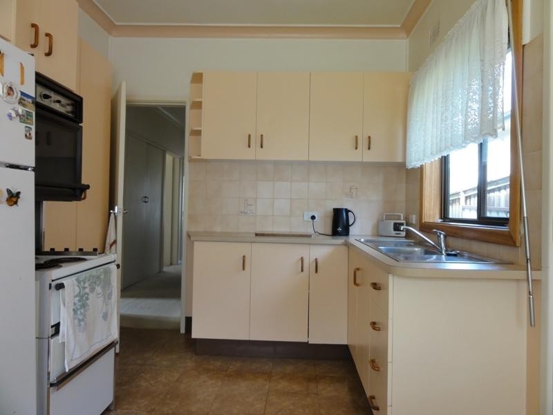 30 Burrell Crescent, Dapto NSW 2530