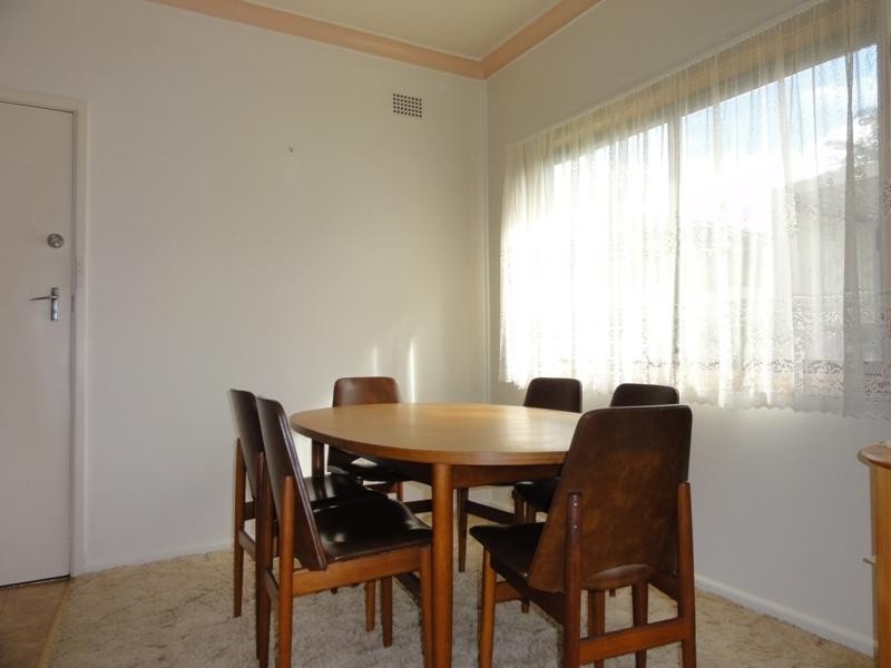 30 Burrell Crescent, Dapto NSW 2530