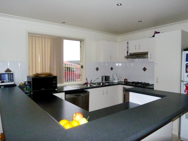 29 Glengarry Way, Horsley NSW 2530