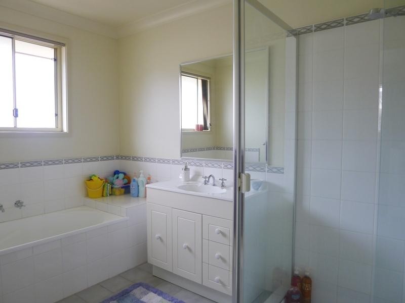 29 Glengarry Way, Horsley NSW 2530