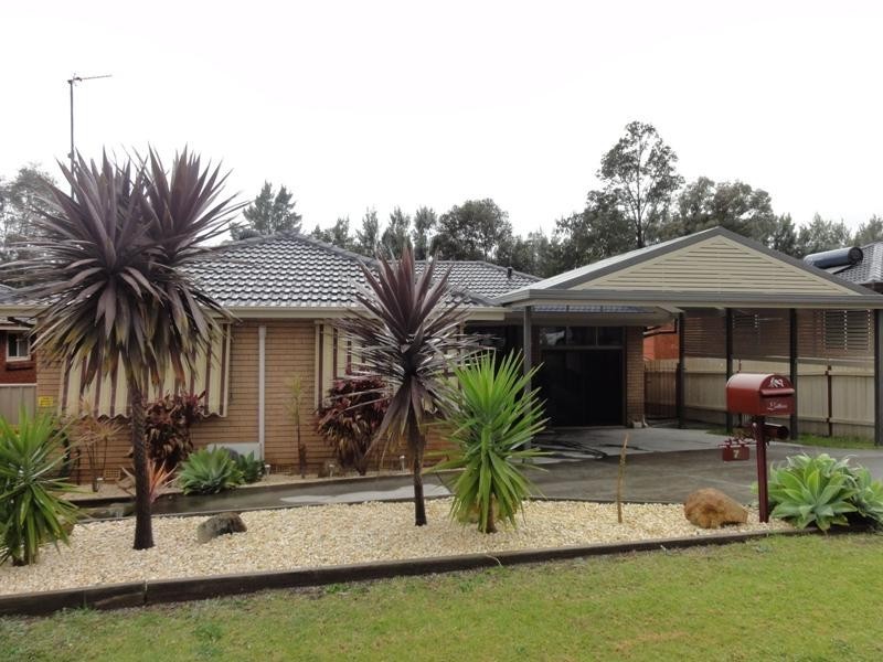 7 Laver Road, Dapto NSW 2530